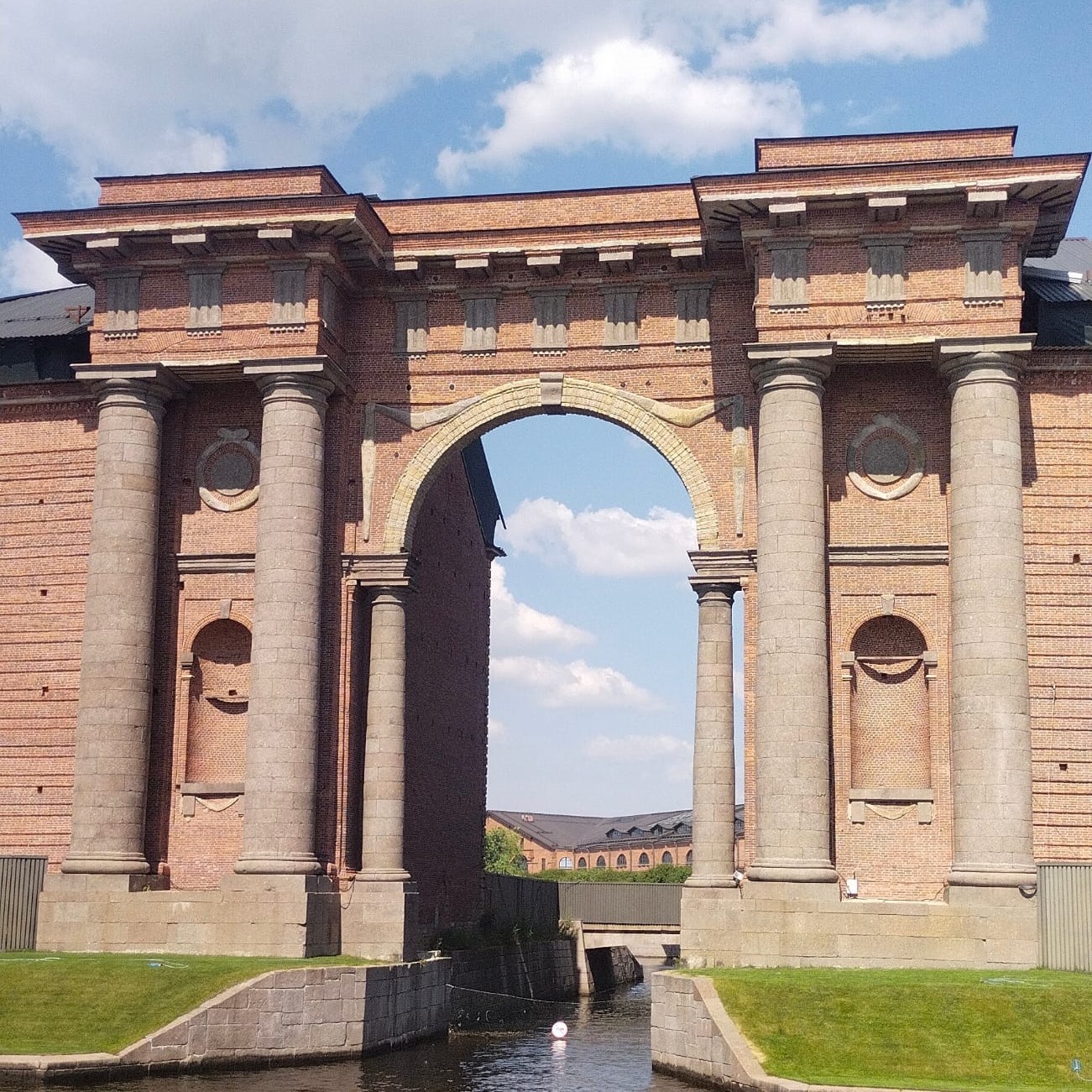 Городской причал Музей Фаберже